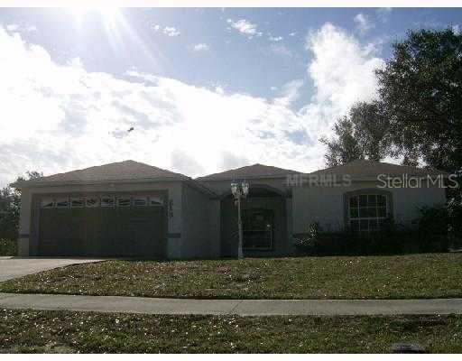 213 E Palm St., Davenport, FL 33837