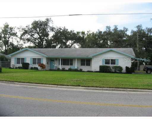 1250 Lake Howard Ter., Winter Haven, FL 33881