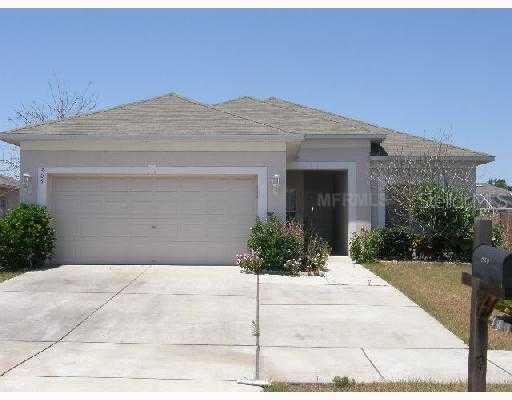305 Mary Beth Pl., Plant City, FL 33563