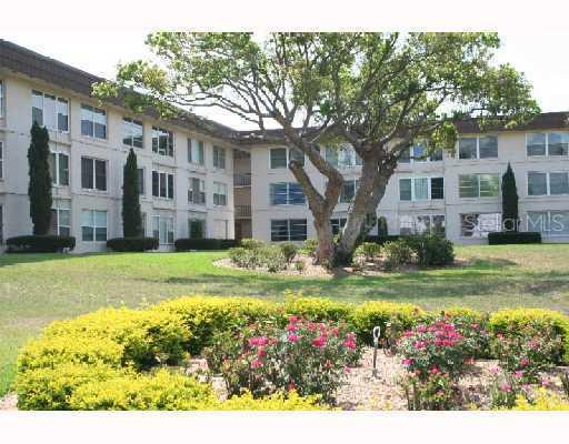 333 Lake Howard Dr. #214-B, Winter Haven, FL 33880