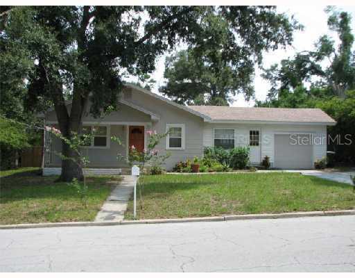 570 Avenue E, Winter Haven, FL 33880