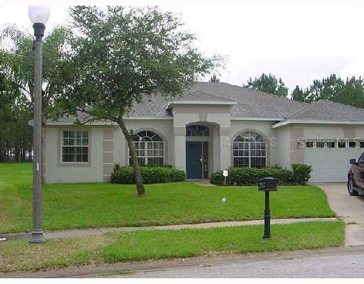 702 Brighton Dr., Davenport, FL 33897