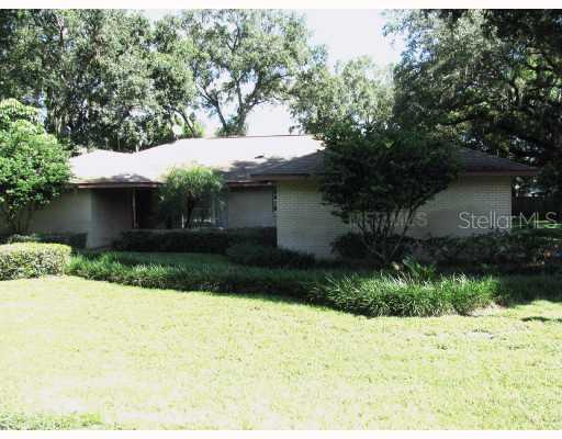 224 Denton Ave., Auburndale, FL 33823