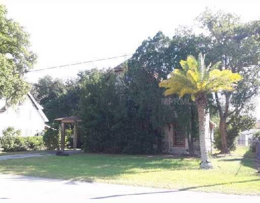 824 Avenue Z, Winter Haven, FL 33881