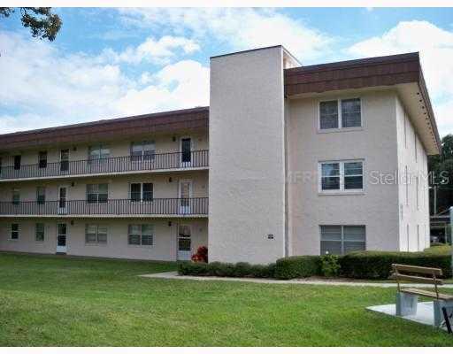 333 Lake Howard Dr. #104C, Winter Haven, FL 33880