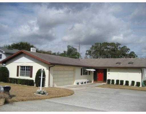 126 Browning Cir., Winter Haven, FL 33884