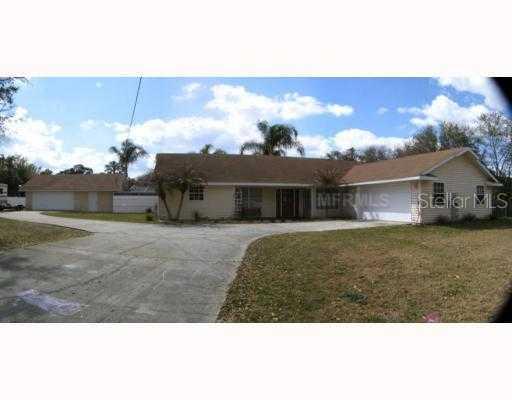 2825 Grapefruit Dr., Auburndale, FL 33823