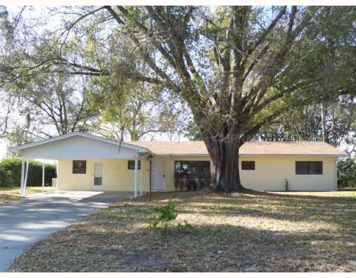 123 E Lake Deer Dr., Winter Haven, FL 33880