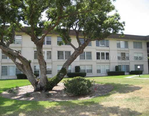 333 Lake Howard Dr. #102B, Winter Haven, FL 33880