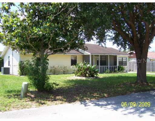2227 Gabarone Blvd., Auburndale, FL 33823