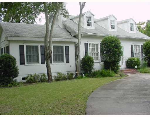 945 7th St., Winter Haven, FL 33881