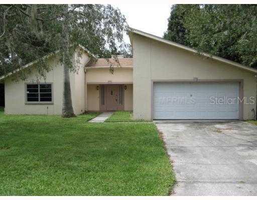 109 Lake Whistler Dr., Auburndale, FL 33823