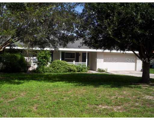 422 Alachua Dr., Winter Haven, FL 33884