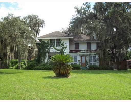 812 Lake Elbert Dr., Winter Haven, FL 33880
