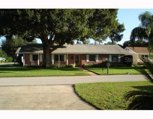 152 Chaucer Ln., Winter Haven, FL 33884