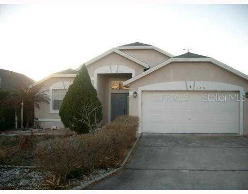 129 Sir Phillips Dr., Davenport, FL 33837