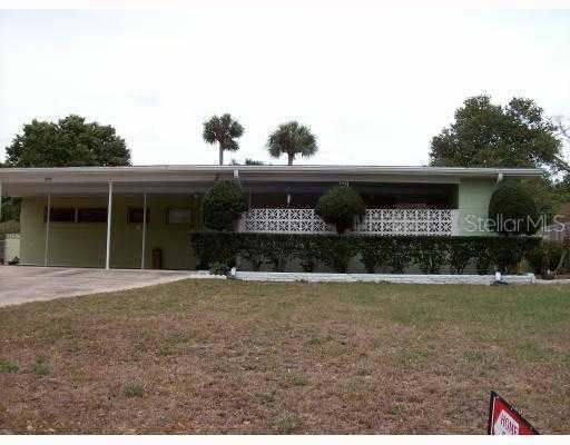900 14th St., Winter Haven, FL 33881
