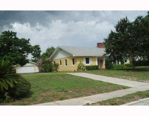 1306 Speaker Dr., Auburndale, FL 33823