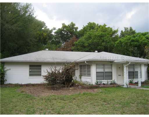 1075 8th St., Winter Haven, FL 33881