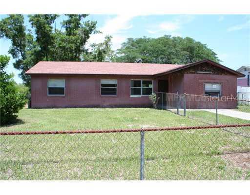 1023 Carefree Cove Dr., Winter Haven, FL 33881