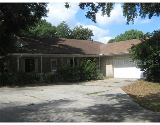 1195 Kinsmen Dr., Auburndale, FL 33823