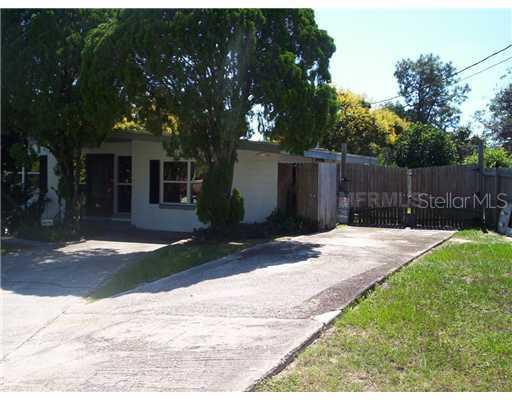1650 Avenue E, Winter Haven, FL 33881