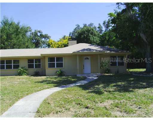 100 14th, Winter Haven, FL 33884