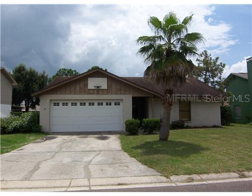 987 Whisper Lake Dr., Winter Haven, FL 33880
