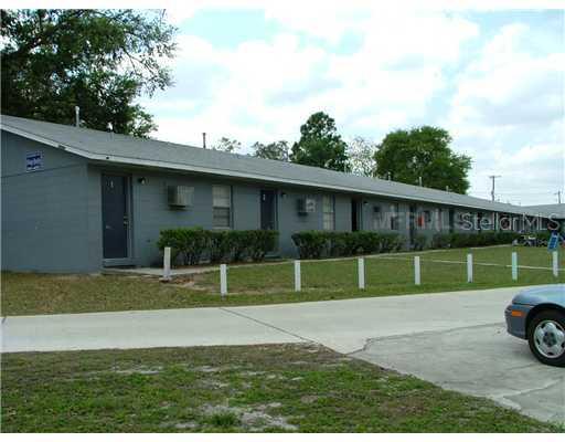 3950 Country Pl., Winter Haven, FL 33880
