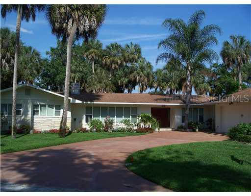 5524 Lakeside Dr., Lake Wales, FL 33898