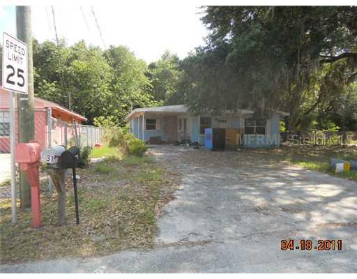 230 6th St., Winter Haven, FL 33880