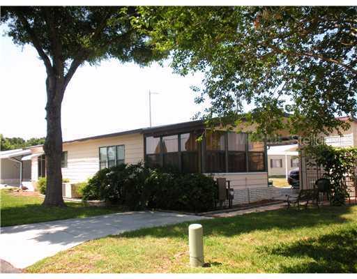 128 Bonnie Dr., Auburndale, FL 33823