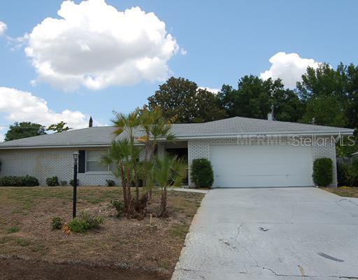 220 Overlook Dr., Winter Haven, FL 33884