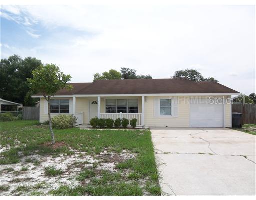 411 Hickory Ln., Winter Haven, FL 33880