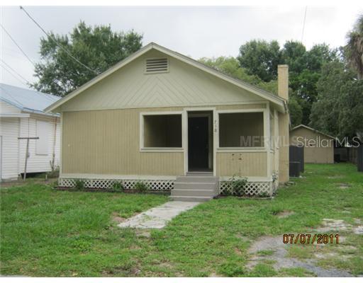 718 Avenue L, Winter Haven, FL 33880