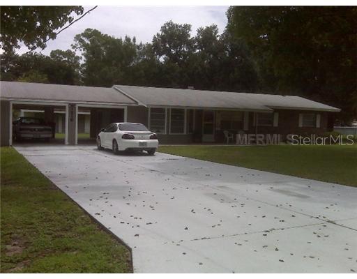 216 Pinehurst Dr., Auburndale, FL 33823