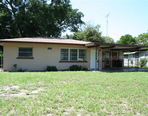 206 Dennis Ave., Winter Haven, FL 33880