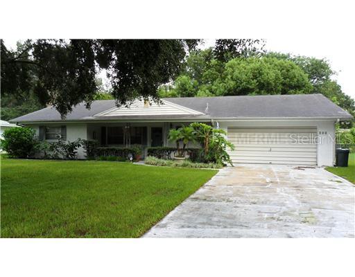 104 Pasco Rd., Winter Haven, FL 33884