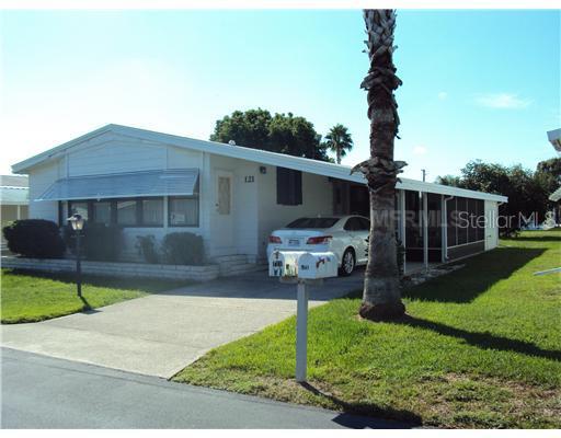 121 Lake Hazel Dr., Winter Haven, FL 33884