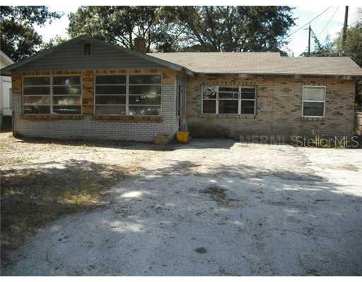 122 Center St., Winter Haven, FL 33880