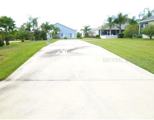 348 Motorcoach Dr., Polk City, FL 33868