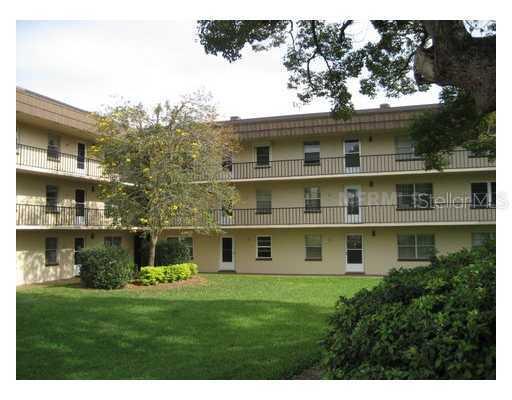 333 Lake Howard Dr. #112A, Winter Haven, FL 33880
