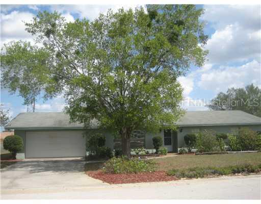 834 Brentwood Dr., Lake Wales, FL 33898