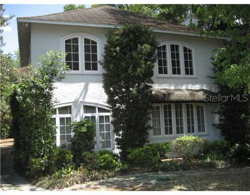 110 10th St., Winter Haven, FL 33880