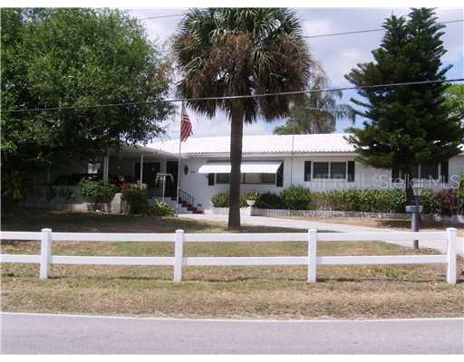 216 W Lake Summit Dr., Winter Haven, FL 33884
