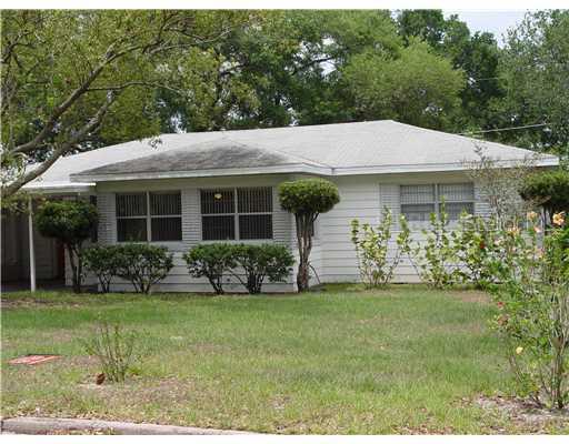 677 Avenue F, Winter Haven, FL 33880