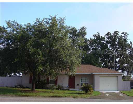 103 Tropical Cir., Auburndale, FL 33823