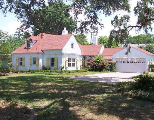 601 Lorraine Cir., Lake Wales, FL 33853