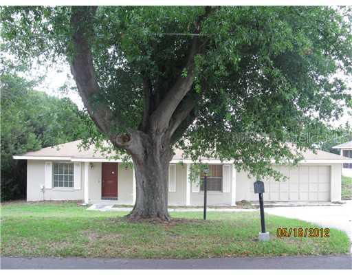 220 Escambia Dr., Winter Haven, FL 33884