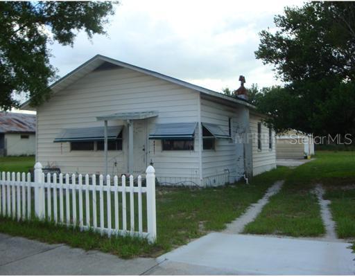 230 E Lake Ave., Auburndale, FL 33823